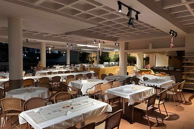 Flat com 2 quartos no Beach Class Resort Muro Alto
