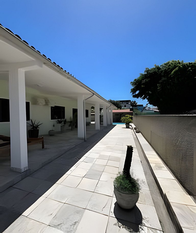 Casa Enseada dos Corais 4quartos