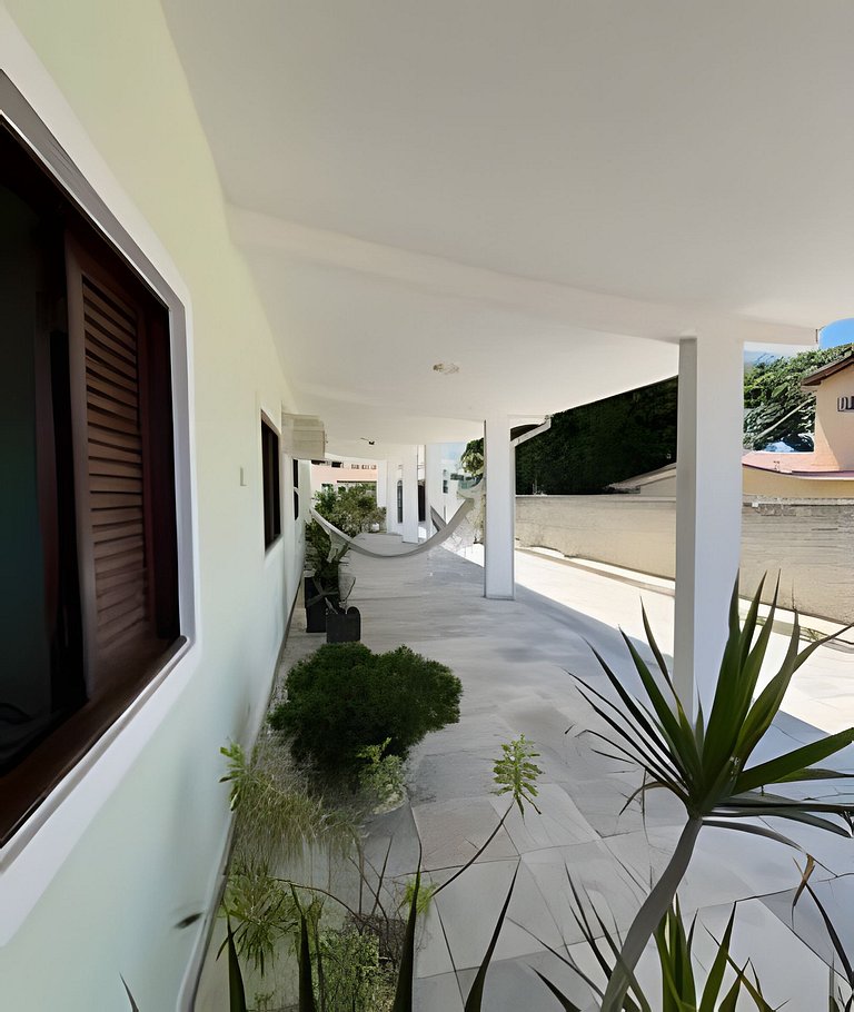 Casa Enseada dos Corais 4quartos
