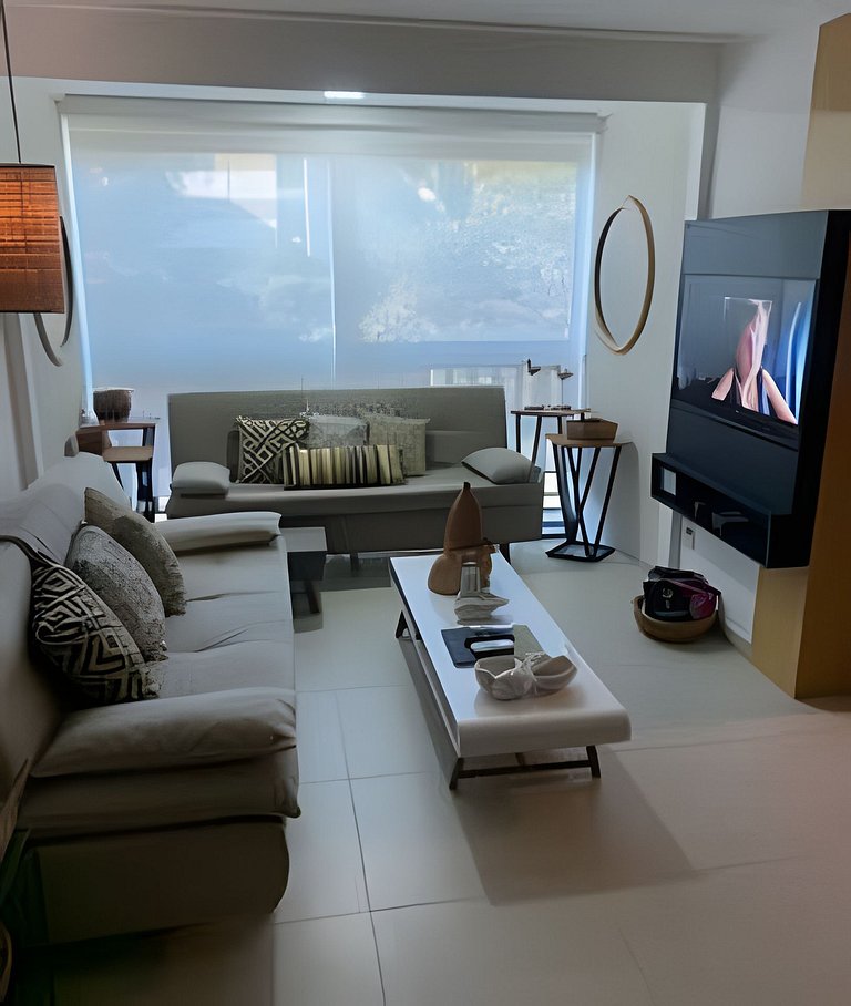 Flat no Beach Class Muro Alto