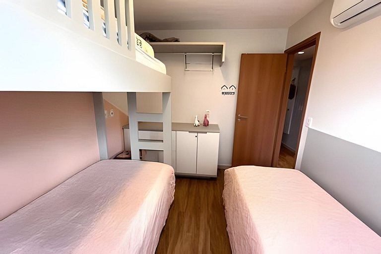 Flat com 03 Quartos Térreo no Cupe Beach Living