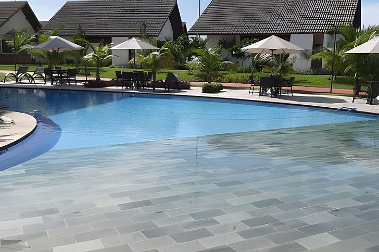 Flat com 03 Quartos Térreo no Cupe Beach Living