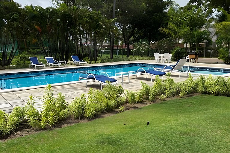 Casa 05 Suítes e Piscina à Beira Mar de Muro Alto